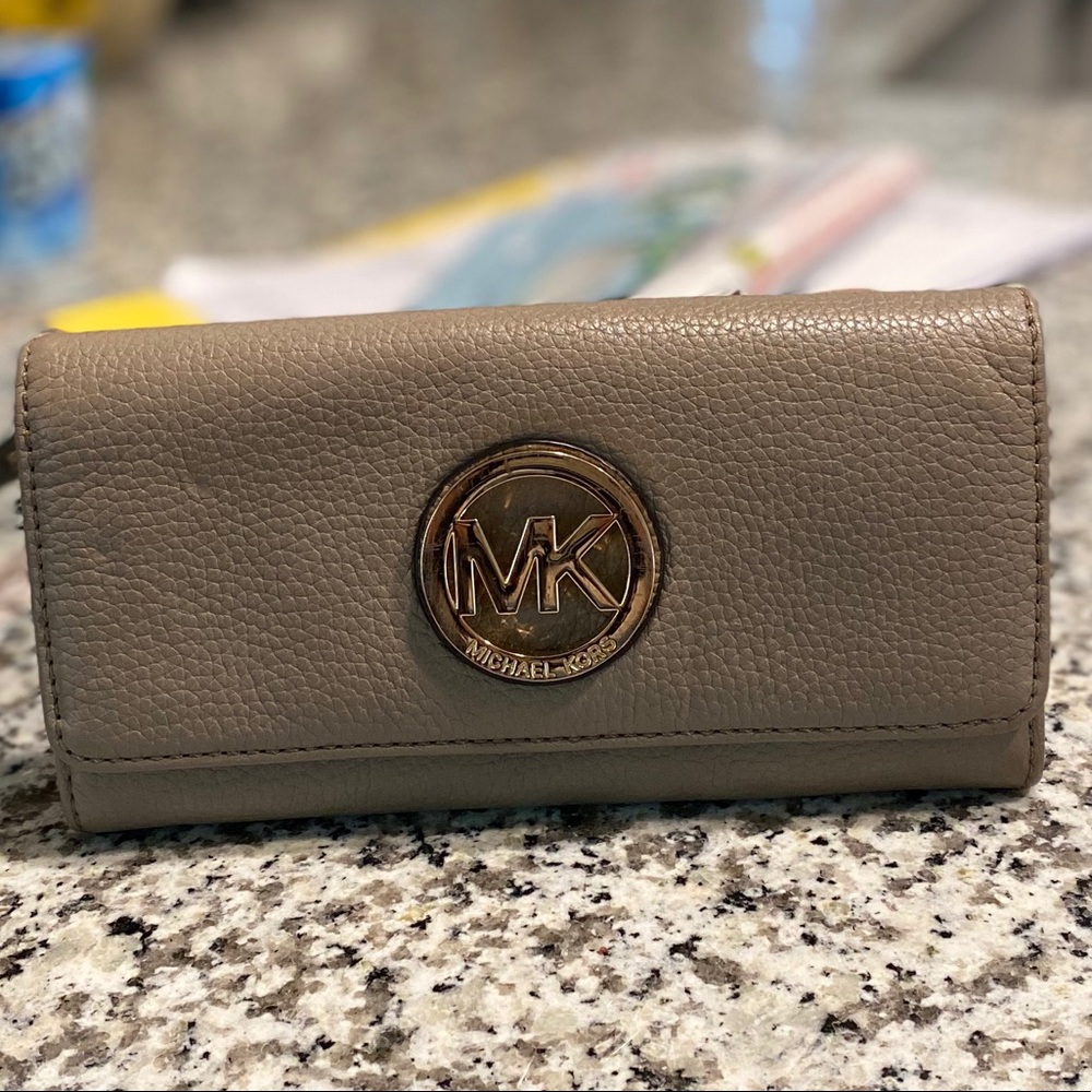 Michael Kors Wallet Tan